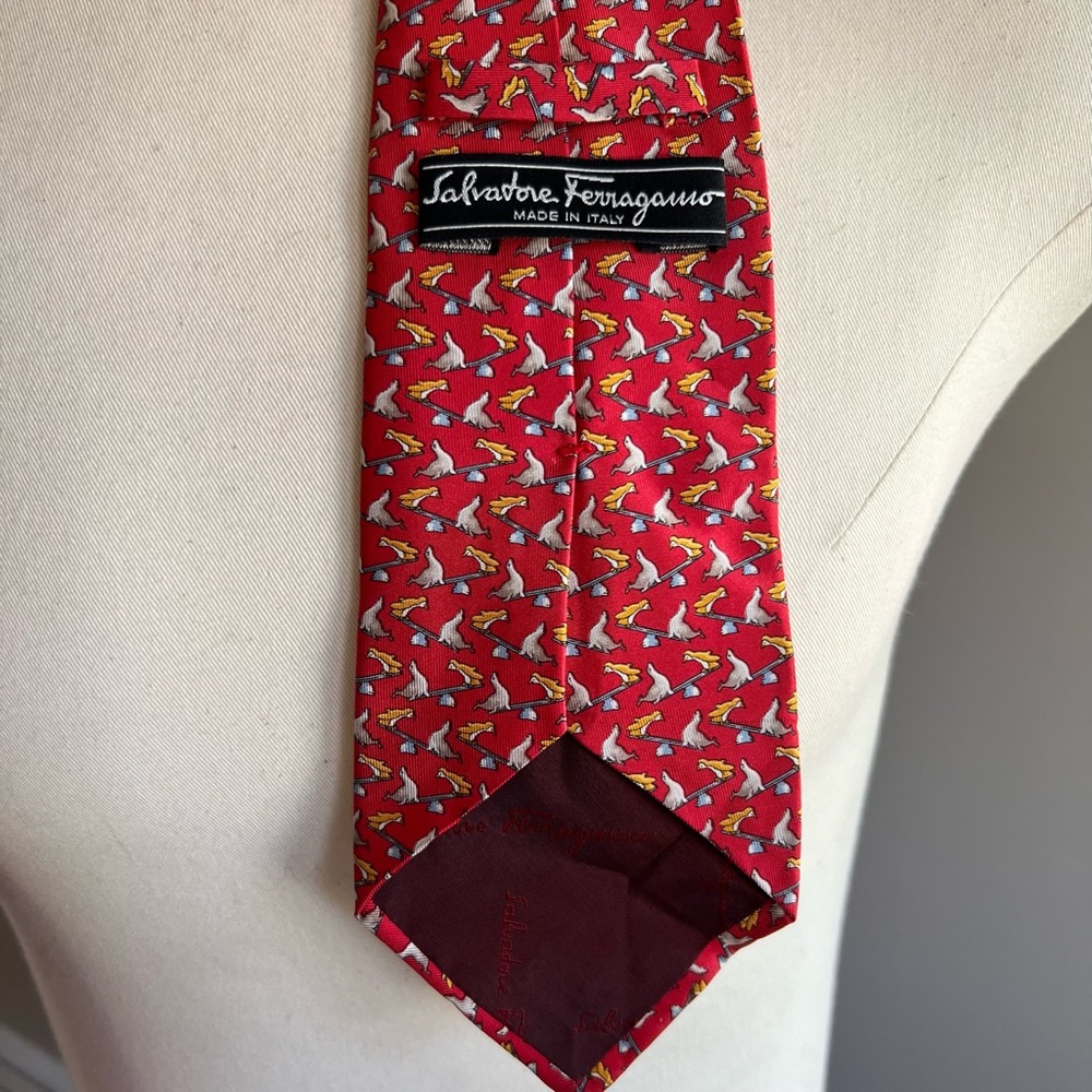 Ferragamo Tie - Picture 3 of 5